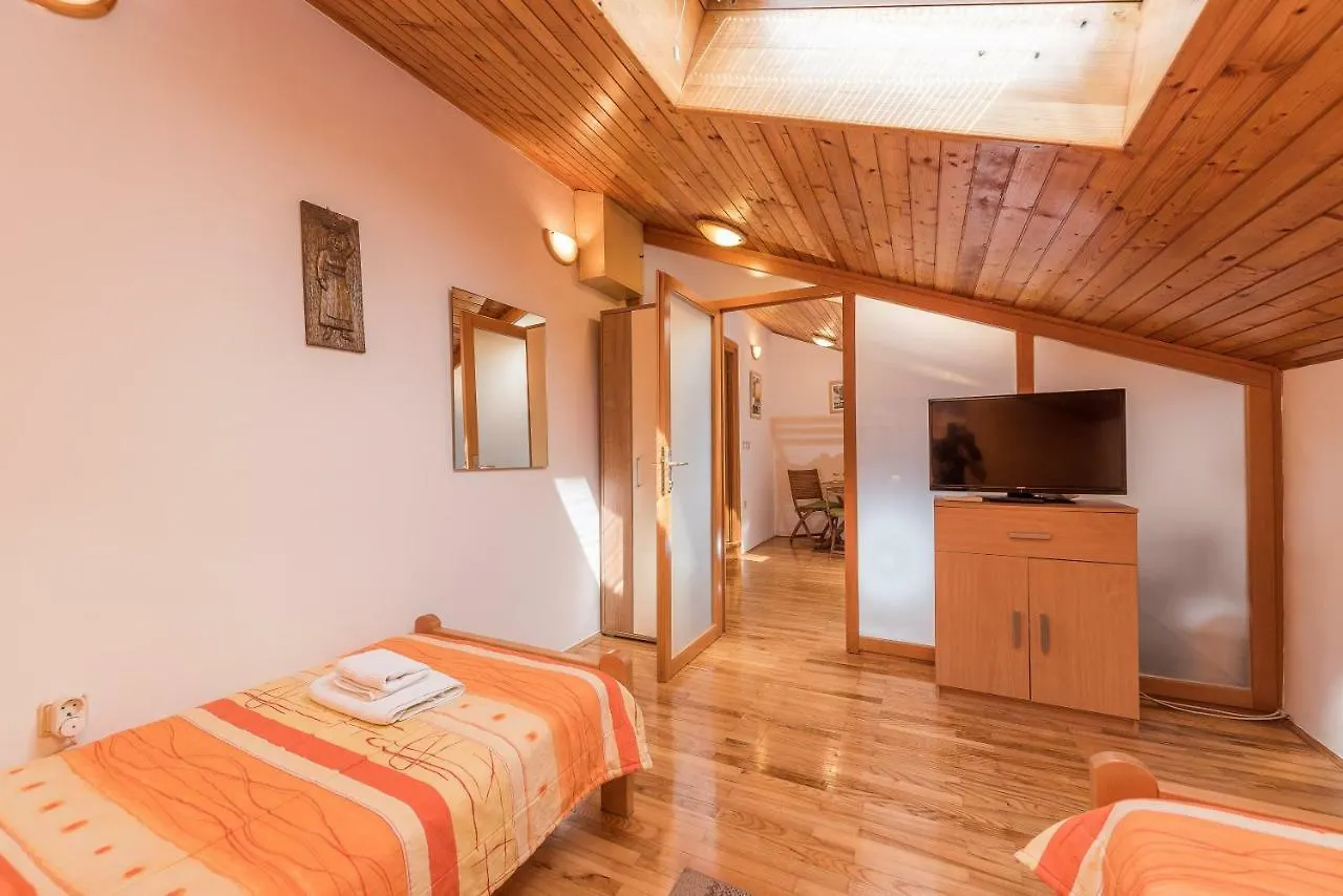 Casa de hóspedes Apartment And Room Soul Of Dalmatia Zadar